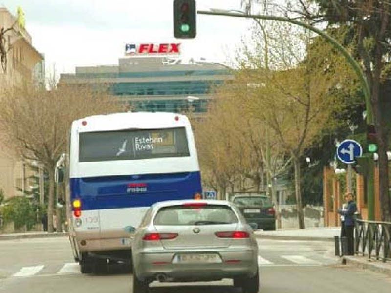 Is overtaking allowed at this junction?
